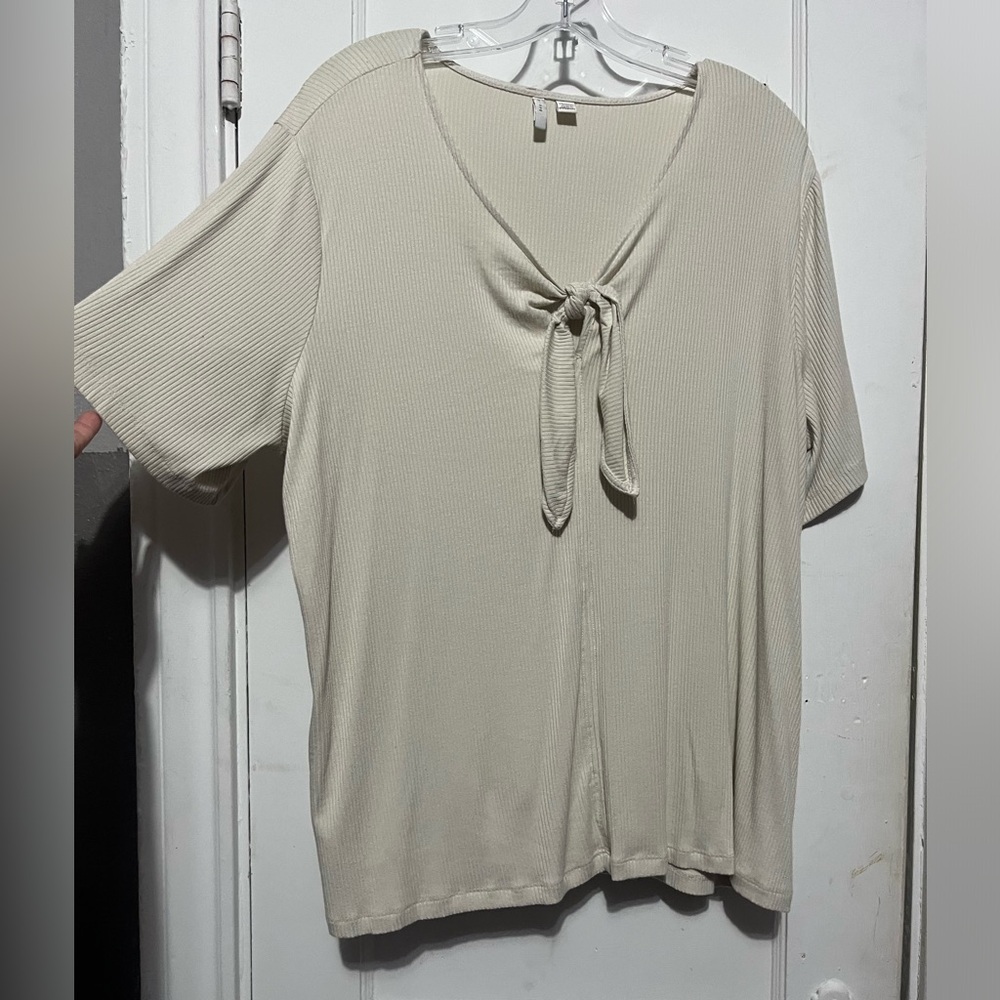 3/$10 knot top